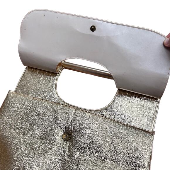 Vintage 1960s Gold Metallic Oversized Square Mod Purse Clutch Handbag * - Picture 2 of 4
